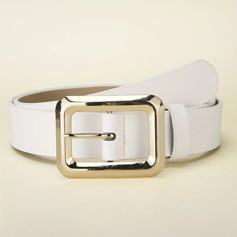 Fashionable belt with a chic design, suitable for various occasions.