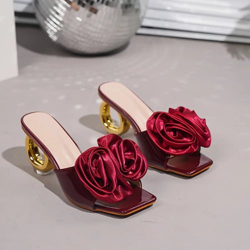 Burgundy high-heel mules with unique PU texture and square toe design.