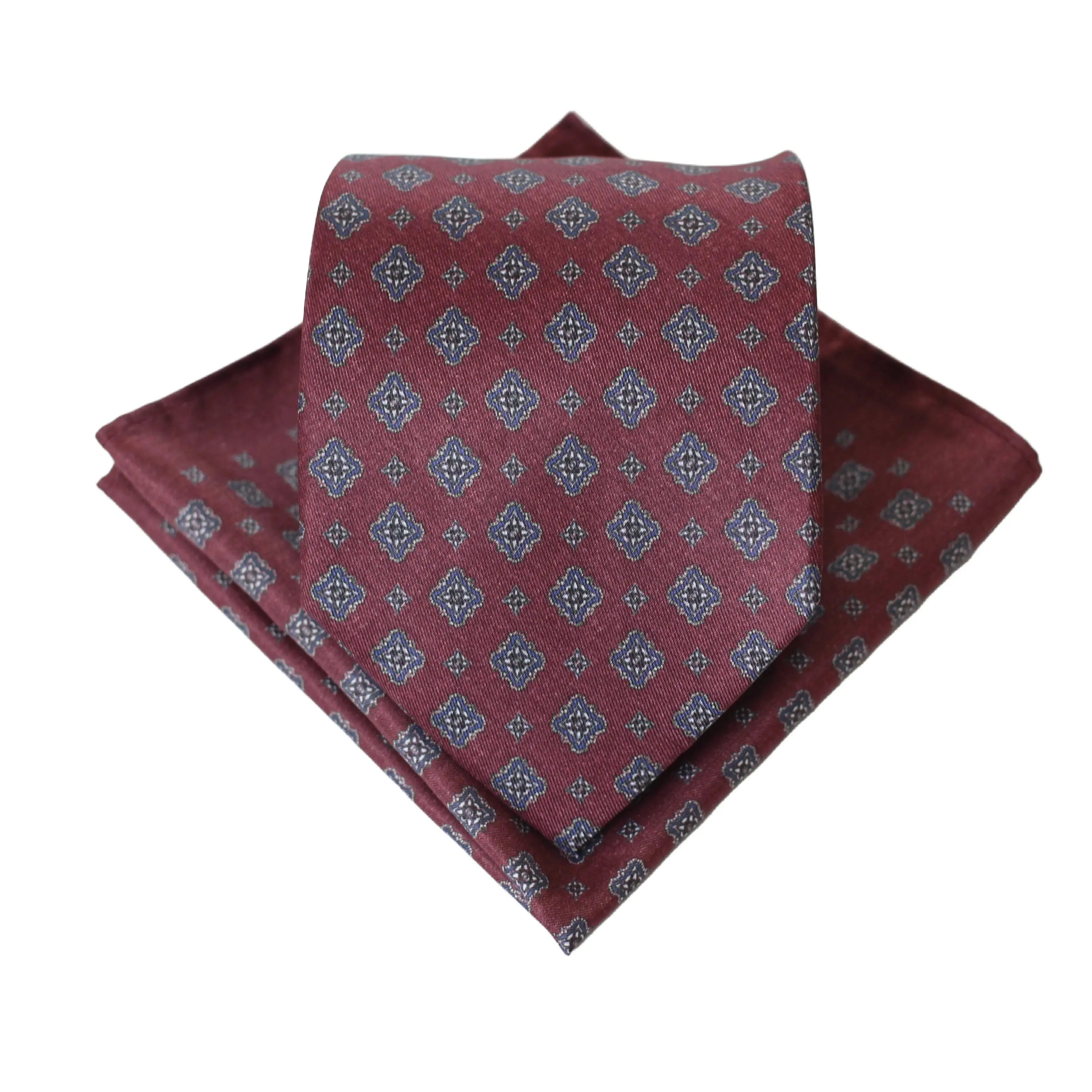 Tie knotted perfectly, showcasing its universal fit and sophisticated design.