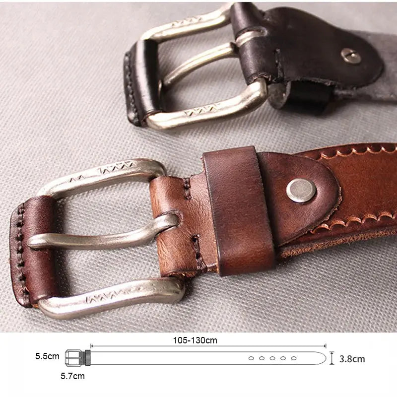 Adjustable men's belt featuring a sleek design, perfect for casual or professional wear.