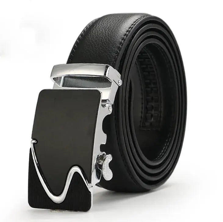 Elegant black faux leather belt for casual outings.
