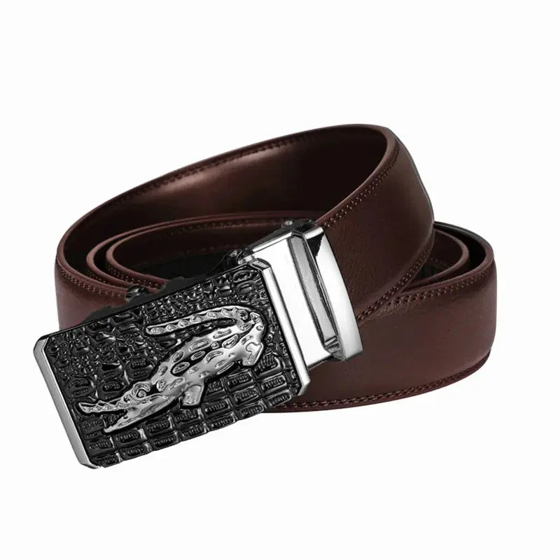 Automatic buckle belt for a hassle-free fit.
