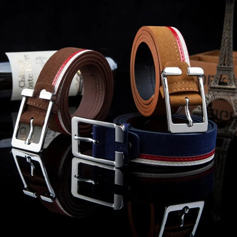Durable faux leather construction of the stylish men's belt.