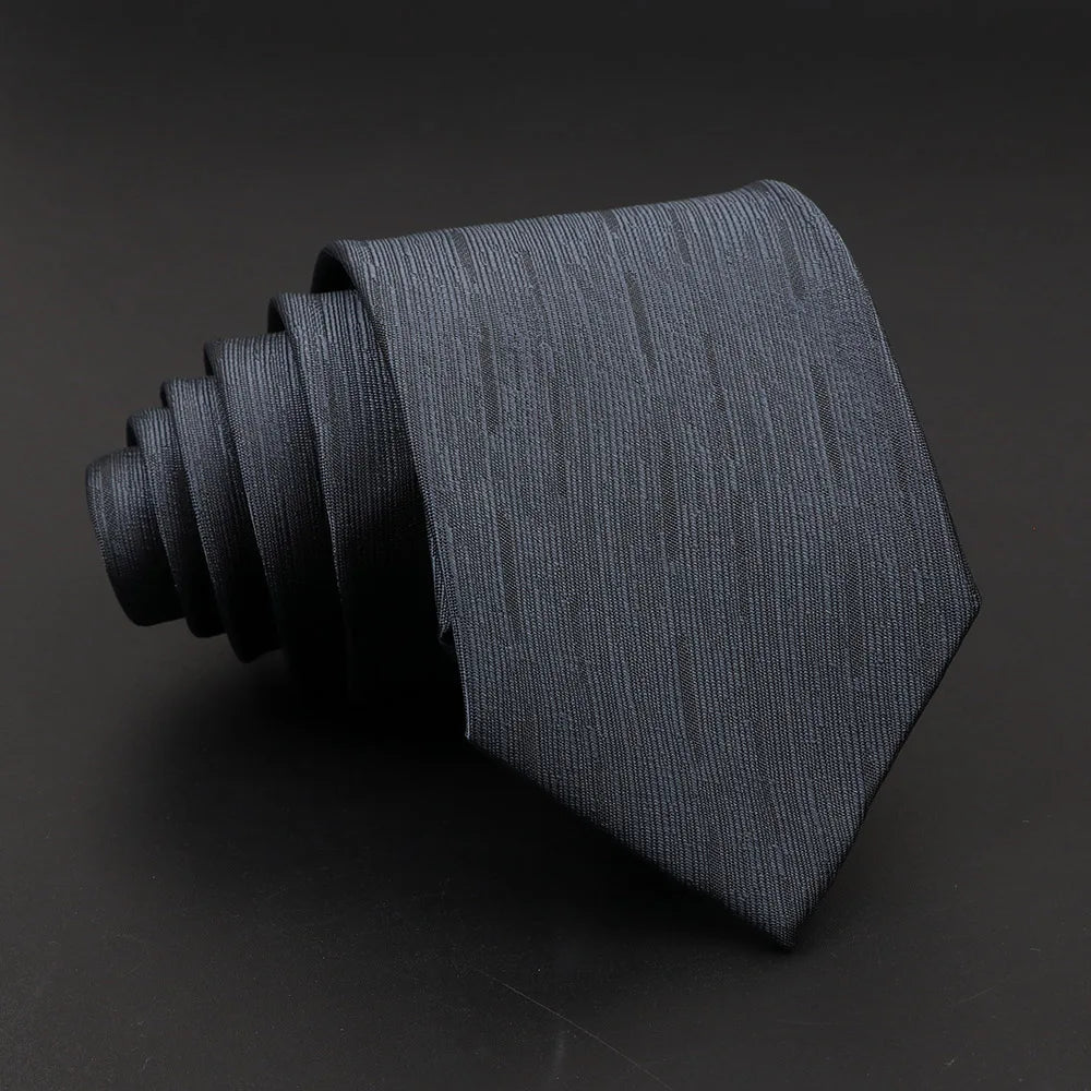 Contemporary striped necktie with textured jacquard weave and modern cut