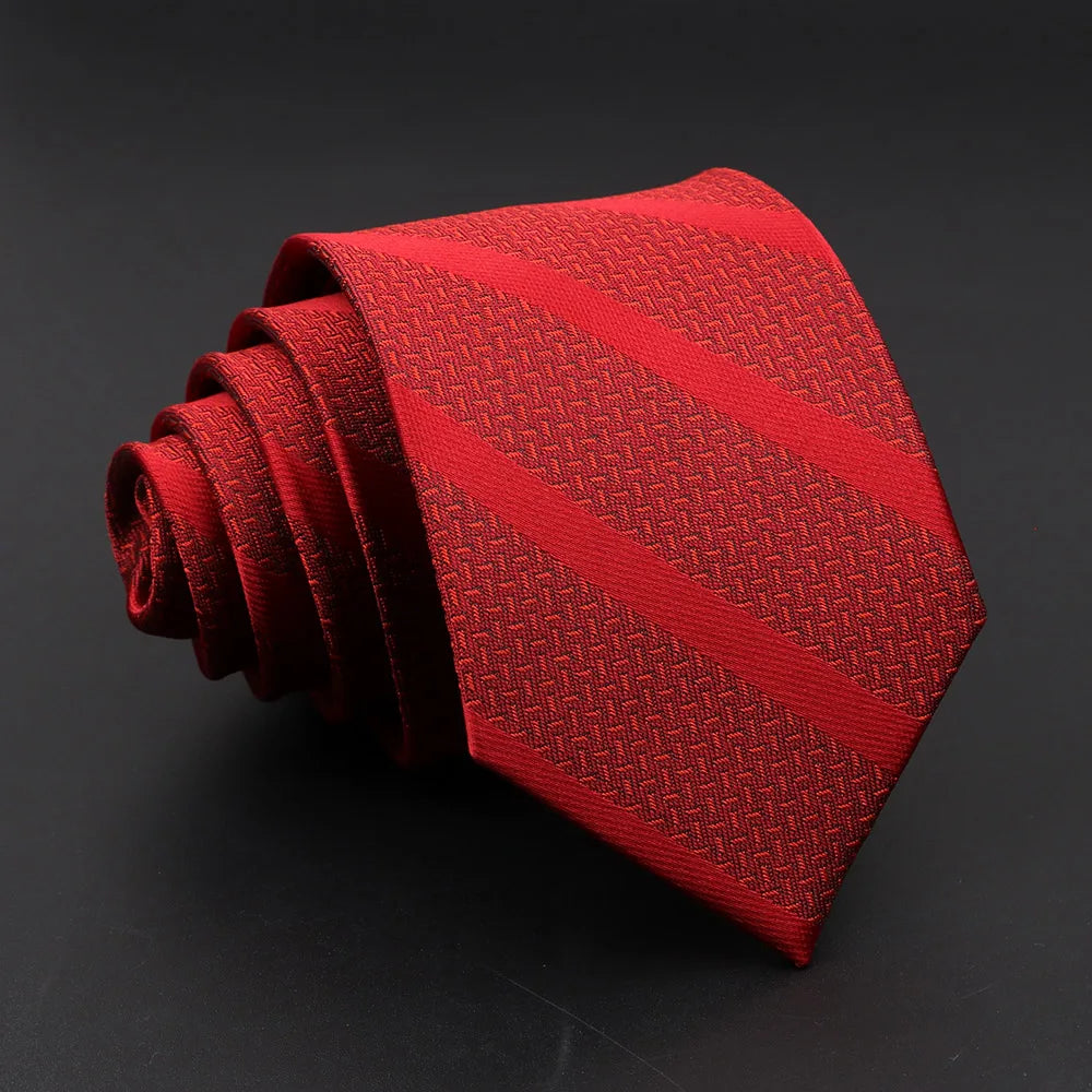 Polished narrow necktie featuring jacquard stripe design and premium finish