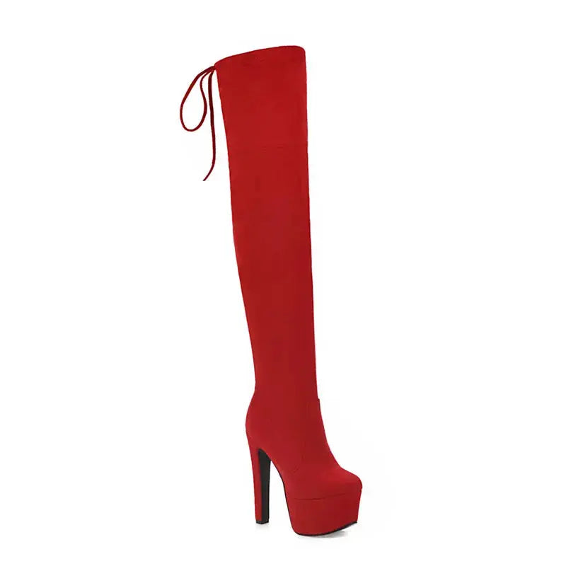 Detail of the high heel on Asumer boots, perfect for elevating your presence.