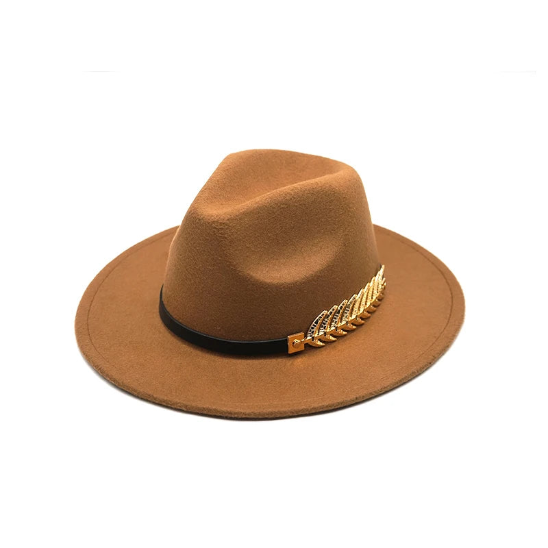 Timeless fedora hat in wool felt with decorative belt detail
