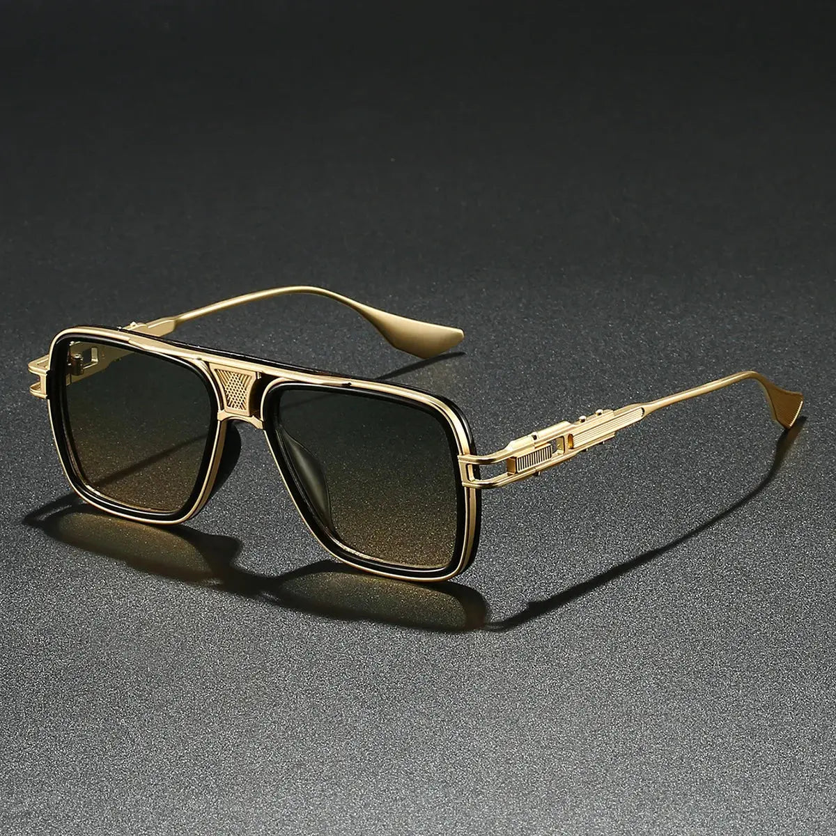 Men's fashion sunglasses with a timeless pilot design, perfect for outdoor adventures.