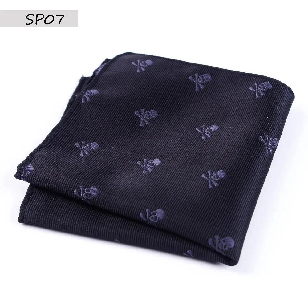Durable paisley pocket square, maintaining its appearance over time.