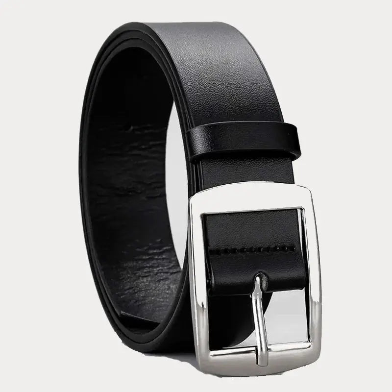 Fashion belt in premium PU leather, designed for longevity and style.