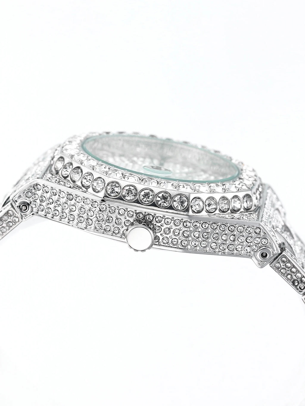 Alloy body of the Denvosi watch with a complete calendar display, ideal for precision timing.