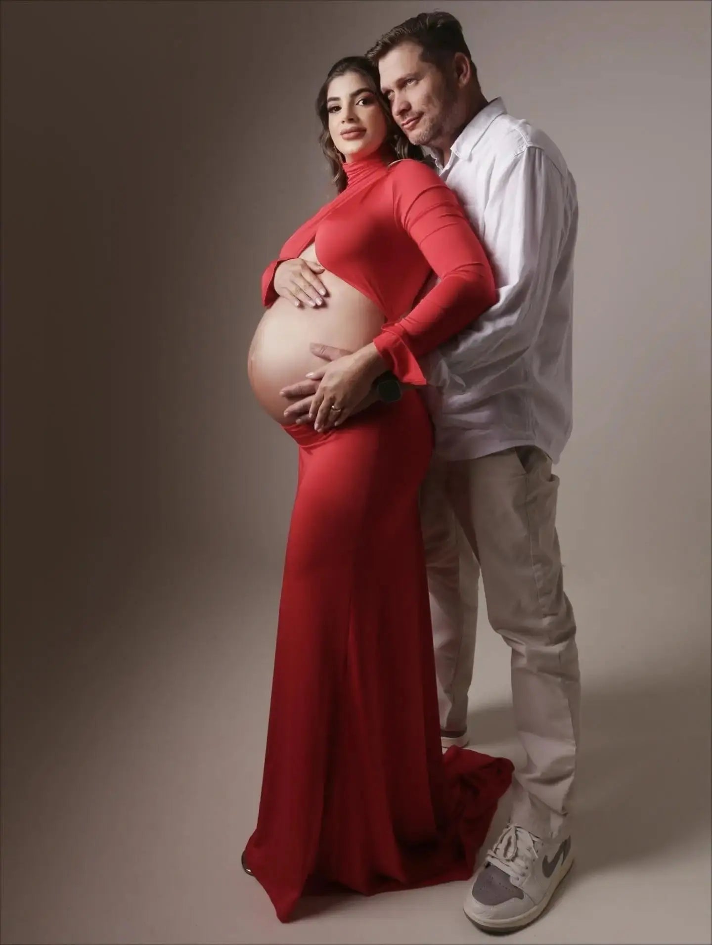Timeless voile maternity dress flowing gracefully, ideal for maternity photoshoots and baby showers.