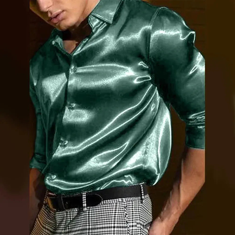 Lightweight satin shirt with modern design, ideal for professional and social events.