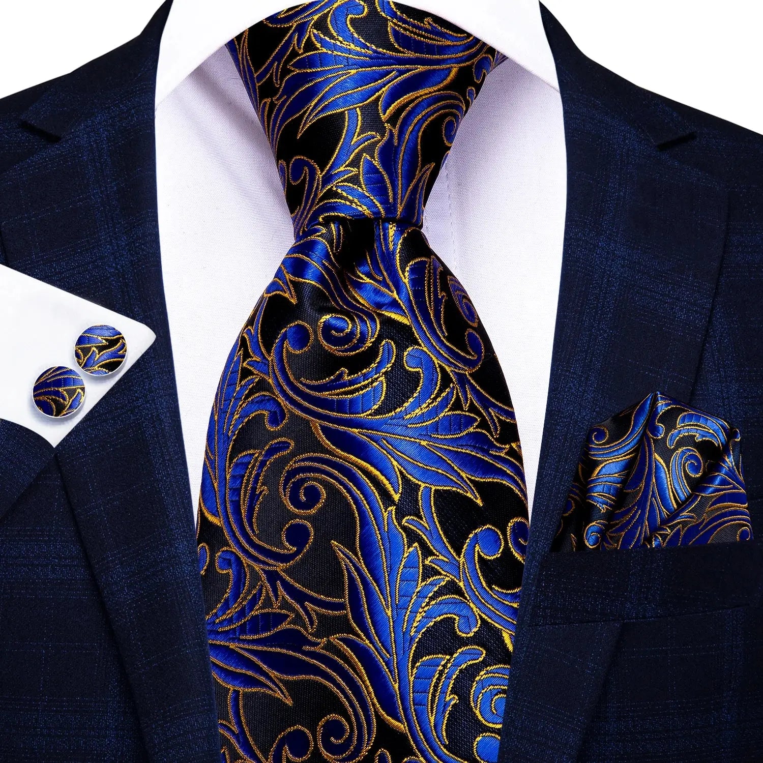 Sophisticated tie set for the bold man in his life choices.