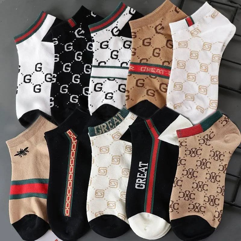 Versatile low-cut Whisper-Soft Socks, perfect for daily wear and stylish enough for any occasion.