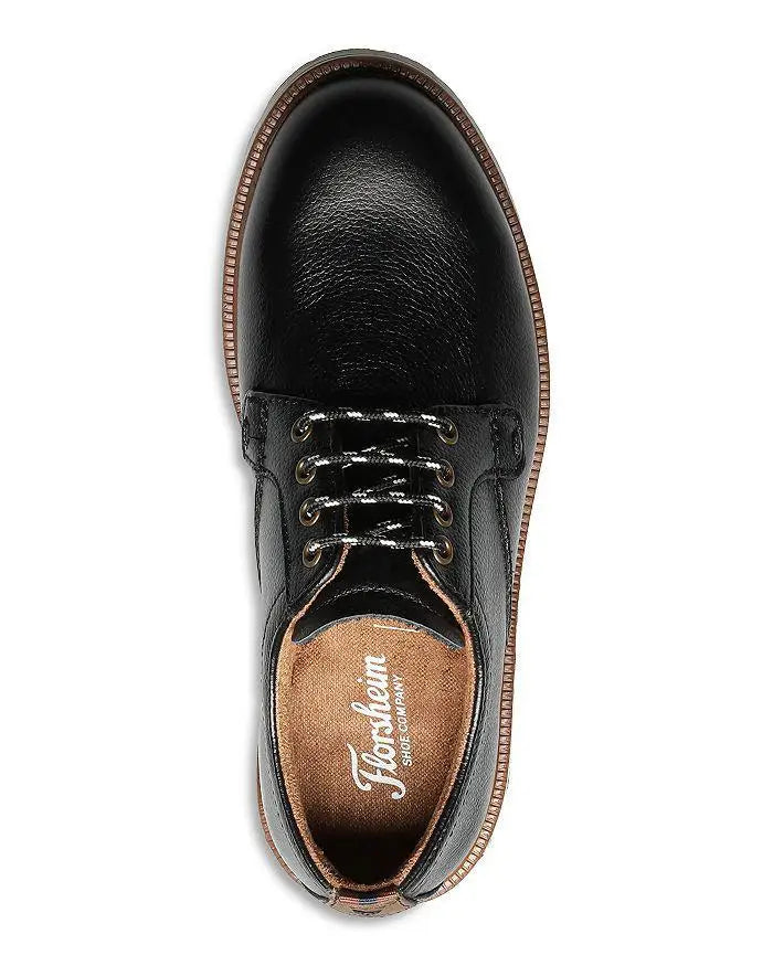 Classic oxford shoe in warm cognac tone with durable rubber construction and true-to-size fit
