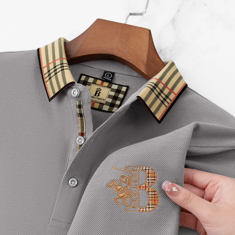 Spring-summer polo with contrast detail accents, embroidered decoration, and anti-pilling construction