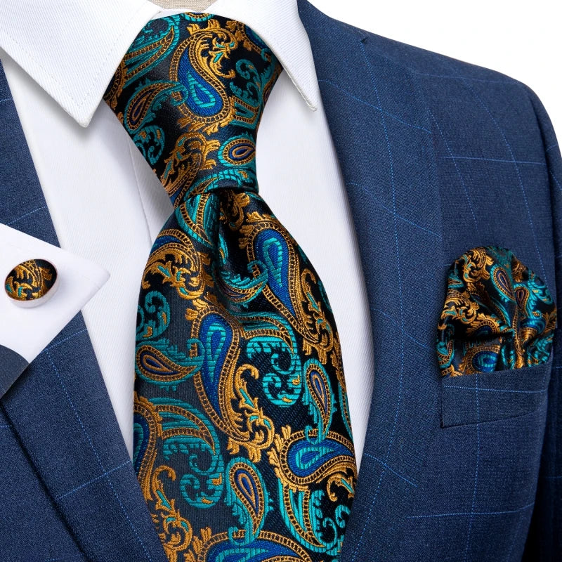 Elegant men's tie and pocket square in timeless paisley design