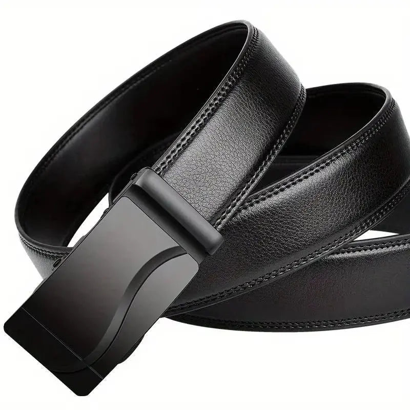 Versatile black belt designed for both casual and formal attire.