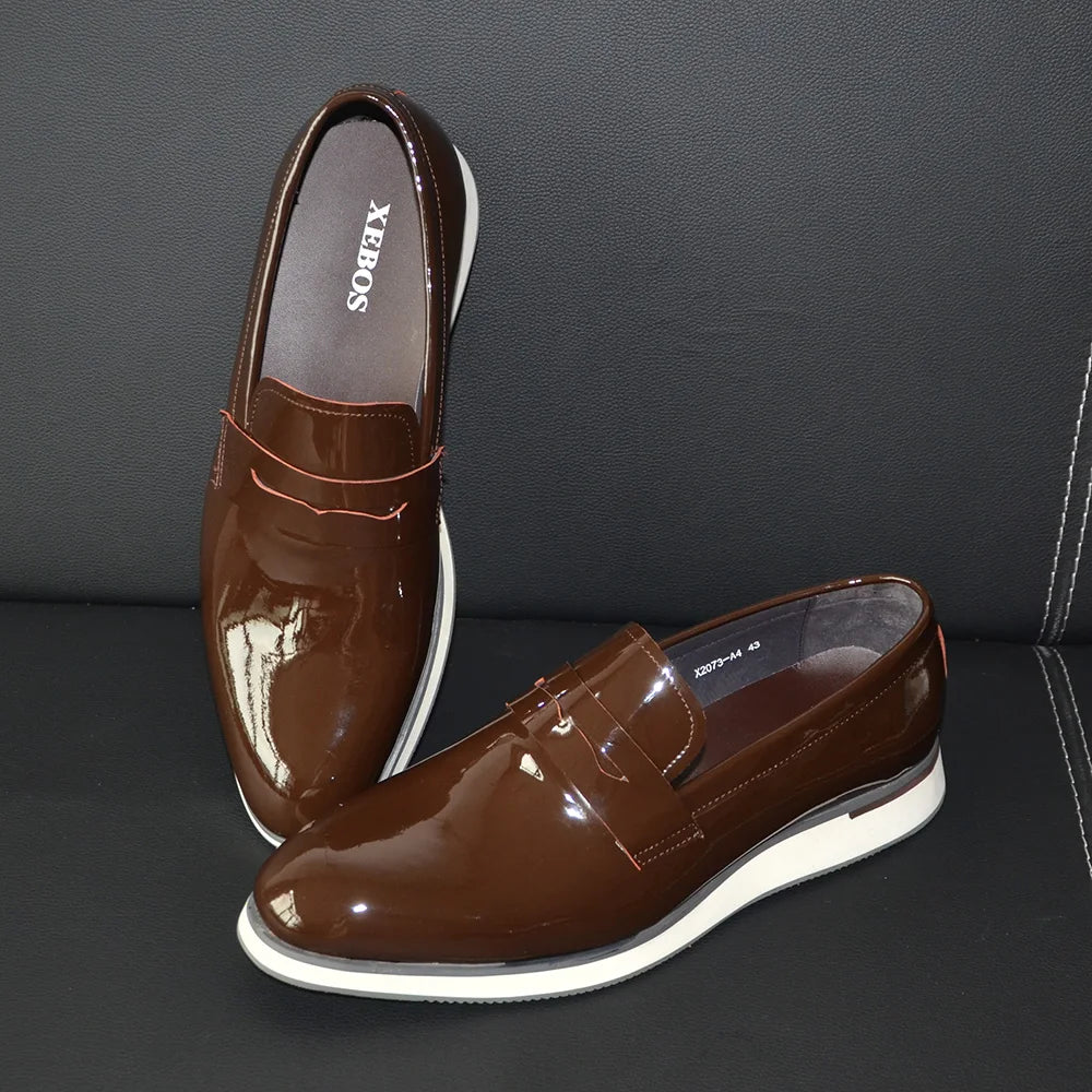 Pair of formal loafers with complimentary men's tie included