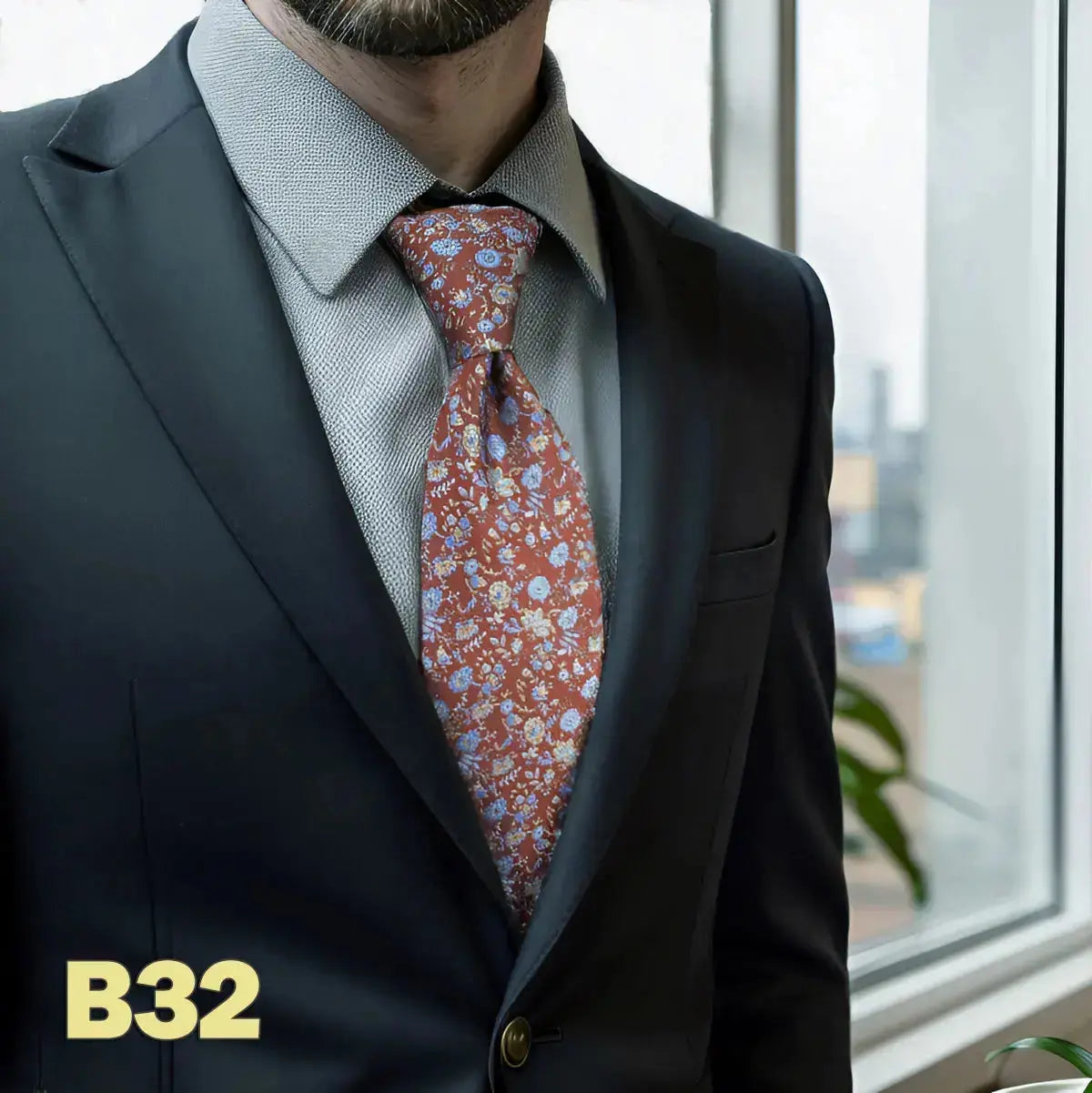 Rich burgundy tie made of high-quality microfiber, perfect for weddings.
