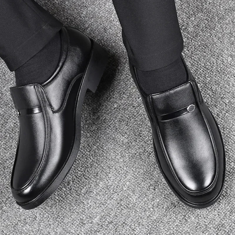 Elegant Italian leather dress shoes featuring a modern design, ideal for high-stakes business negotiations.