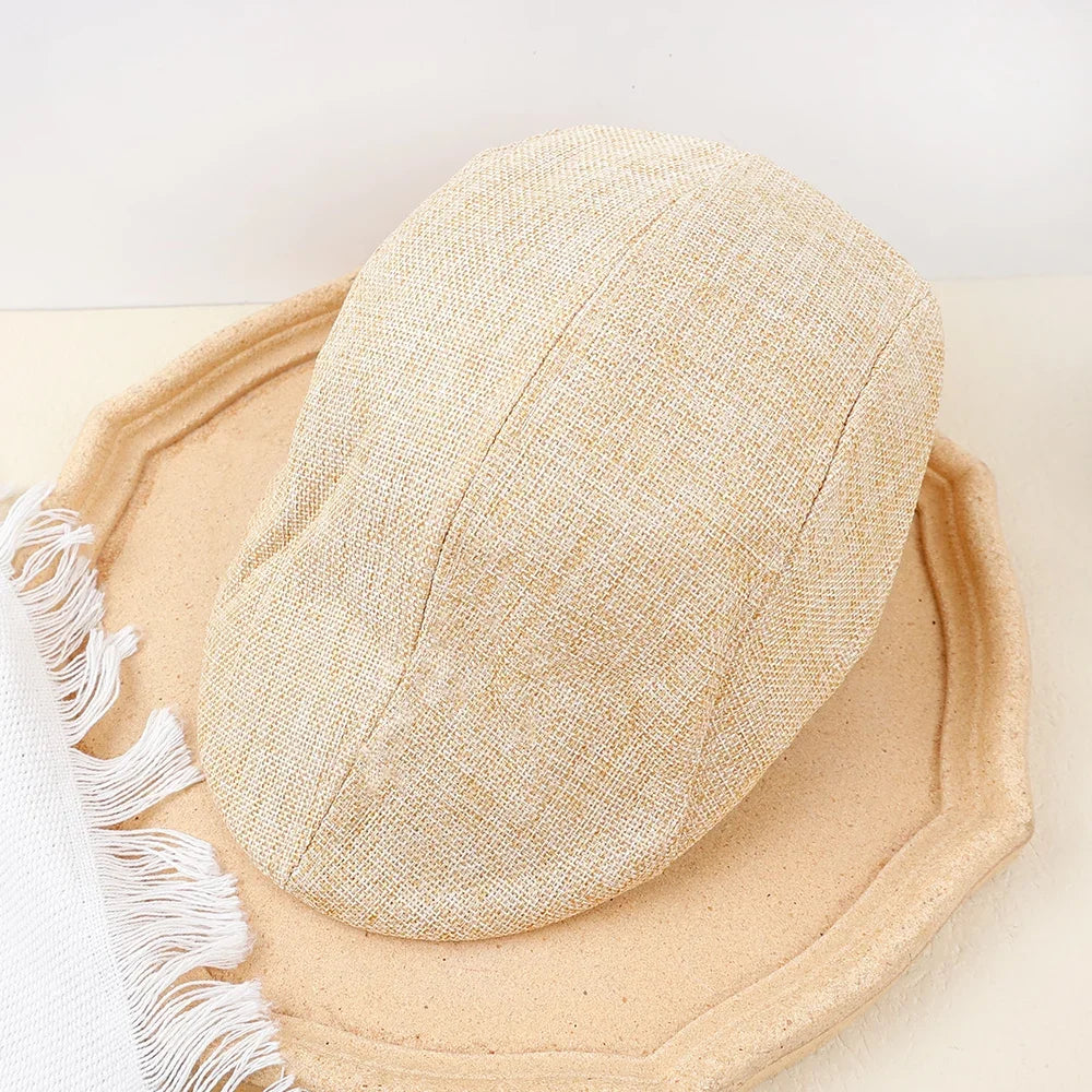Structured peaked cap in cotton denim fabric with British-inspired silhouette
