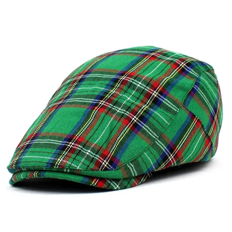 Lightweight beret for fall, combines classic style with modern comfort.