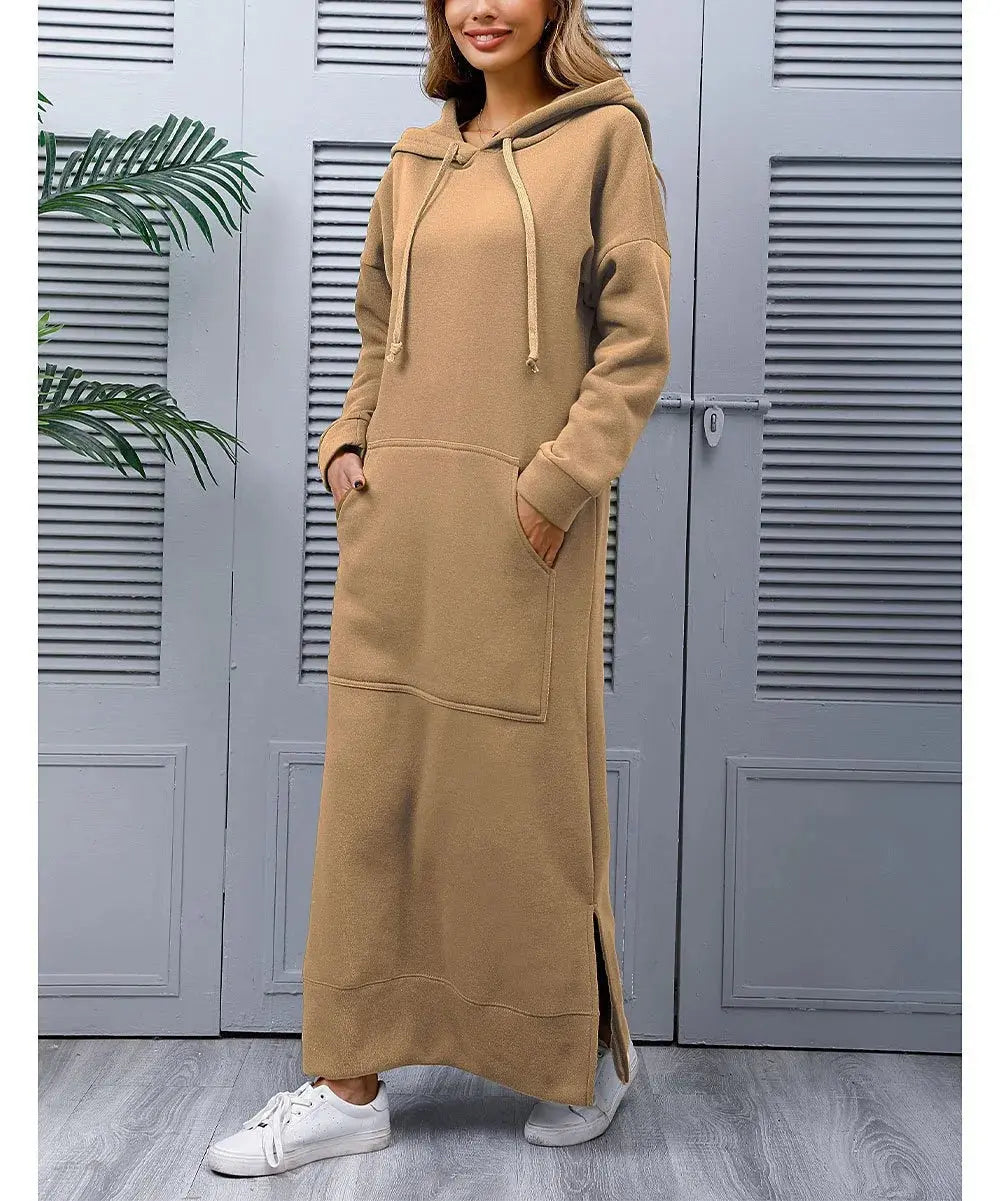 Cultural wear: hooded Kaftan in a stylish design, perfect for Muslim apparel.