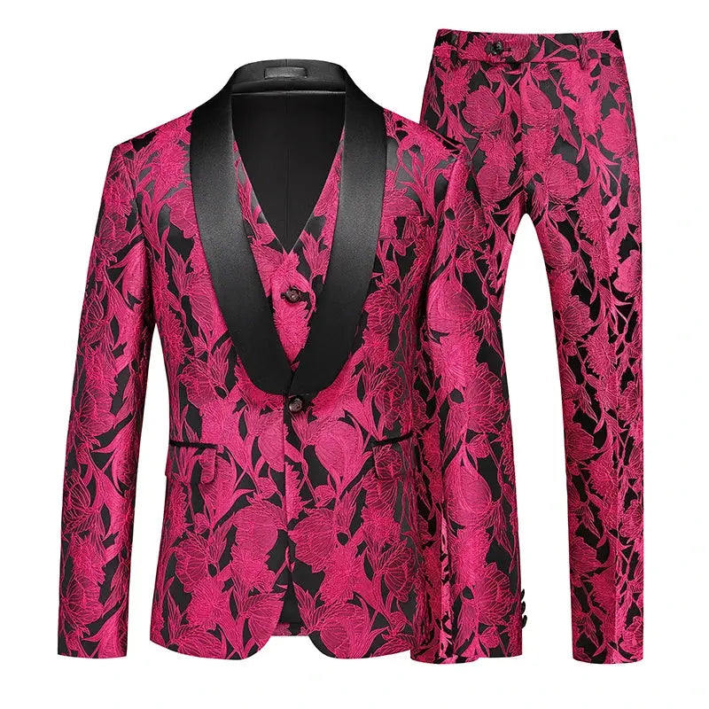 Elegant 3-piece suit set displayed on a mannequin, ideal for weddings.
