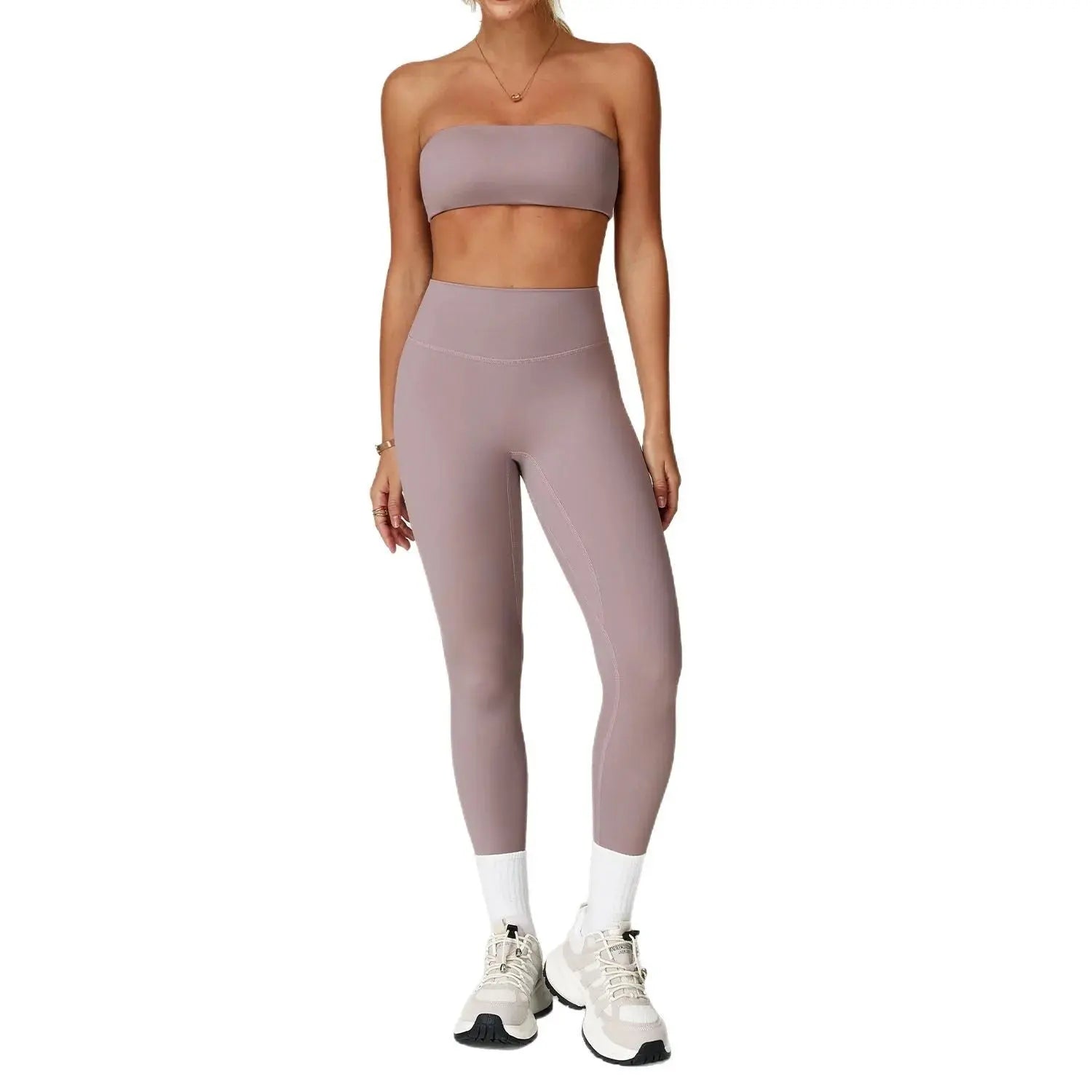 Full view of the Seamless Comfort workout gear, perfect for all-season fitness activities.