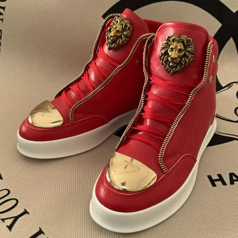 Casual high-tops in black, perfect for making an impression.