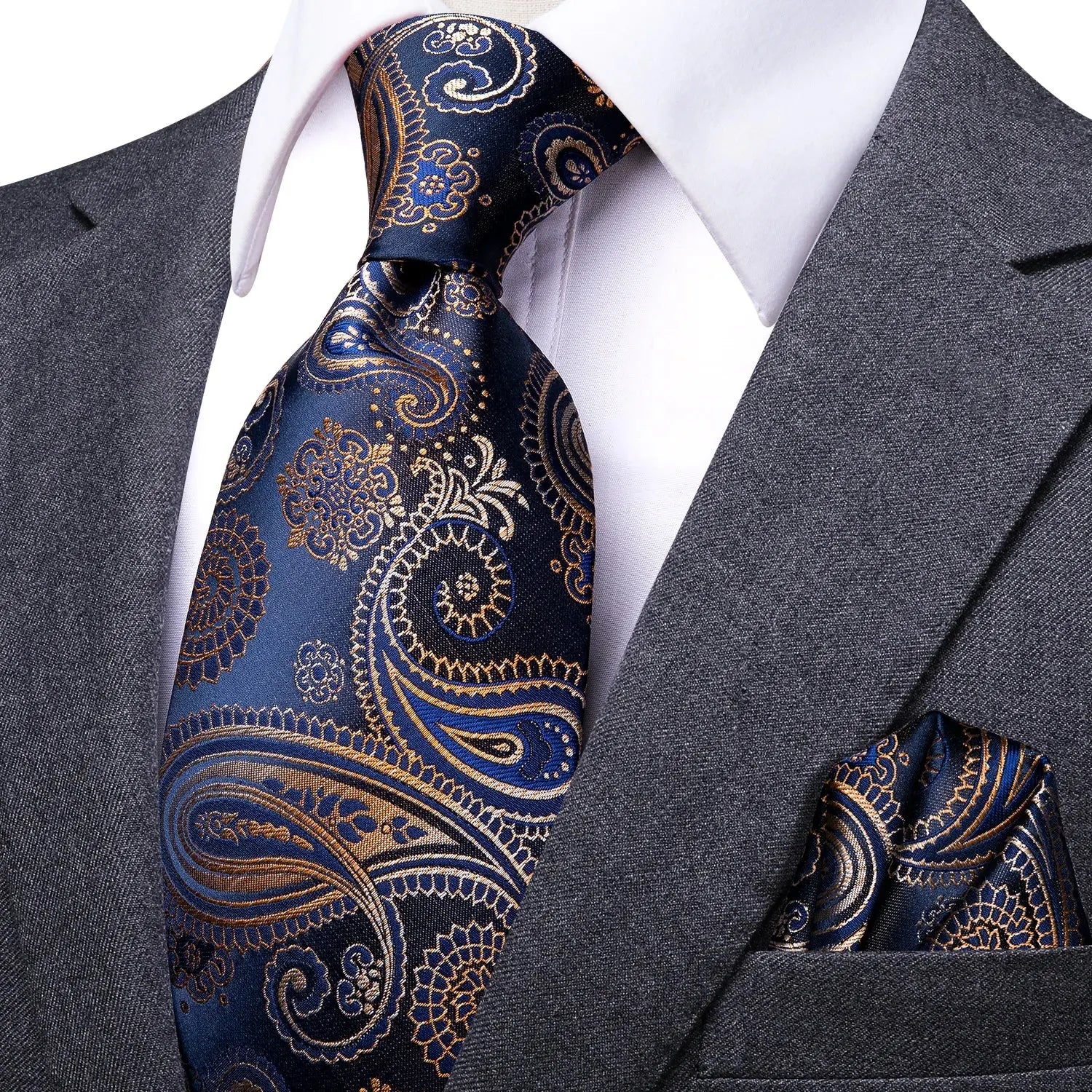 Stylish silk tie set featuring a blend of traditional and modern Italian design.