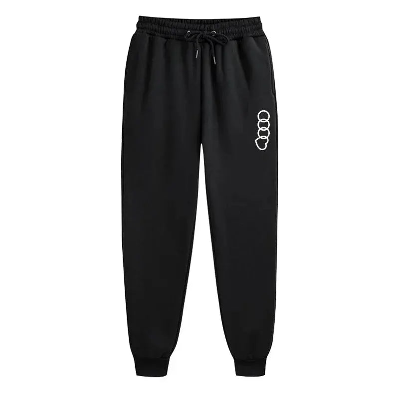 Versatile men's tracksuit designed for both warmth and style, ideal for cooler seasons.