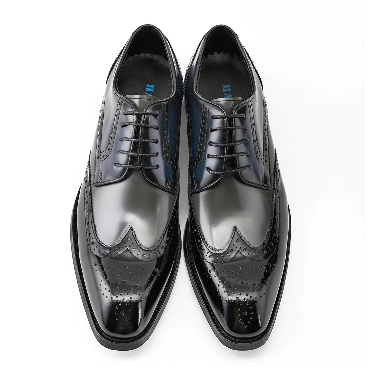 Classic men's oxford shoes in full-grain leather with pig suede lining and versatile formal styling