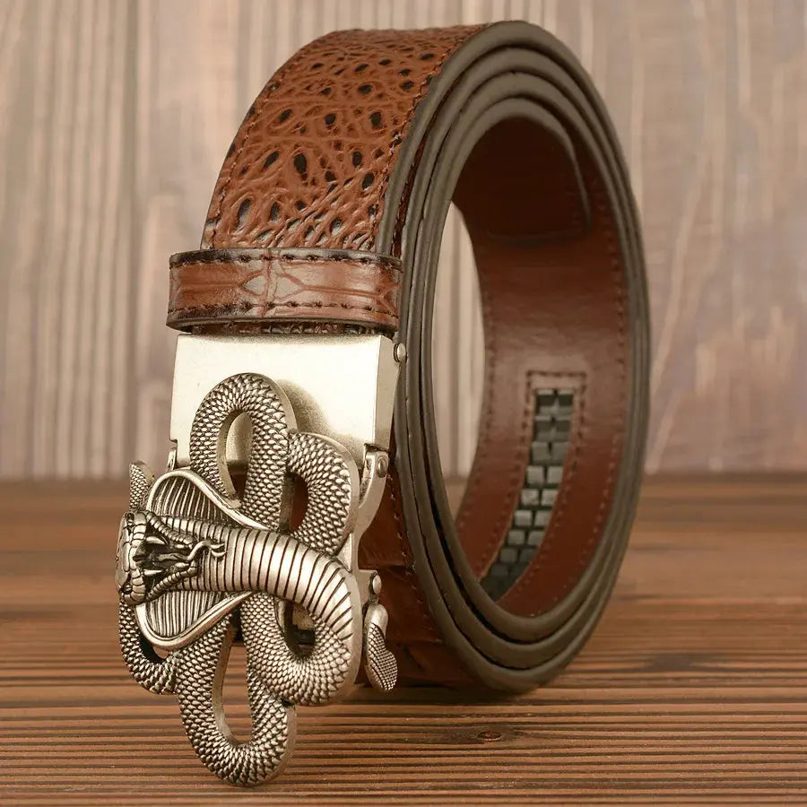 Men's leather belt in sleek black, perfect for any wardrobe.
