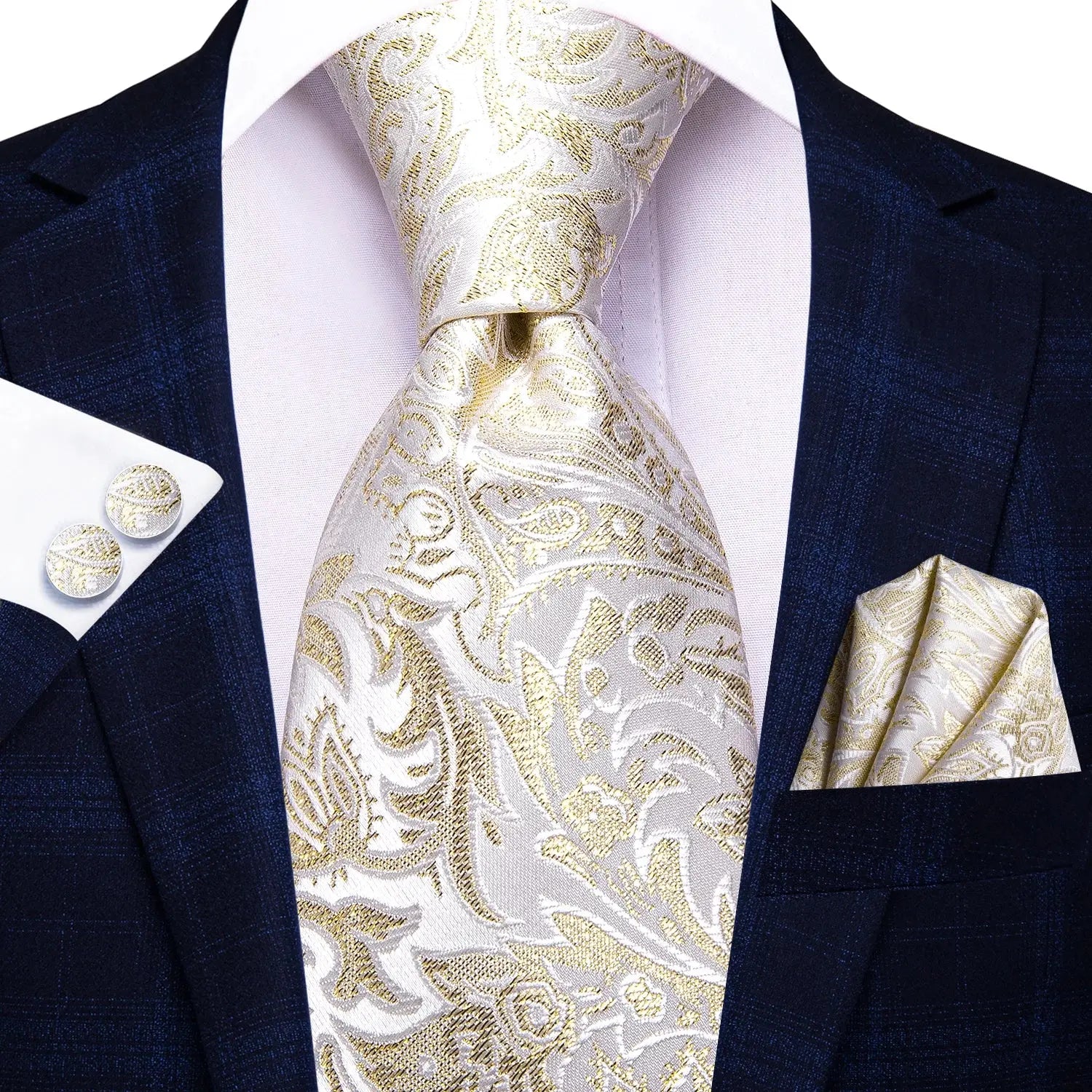 Enchanting paisley tie set showcasing a smooth silk finish.