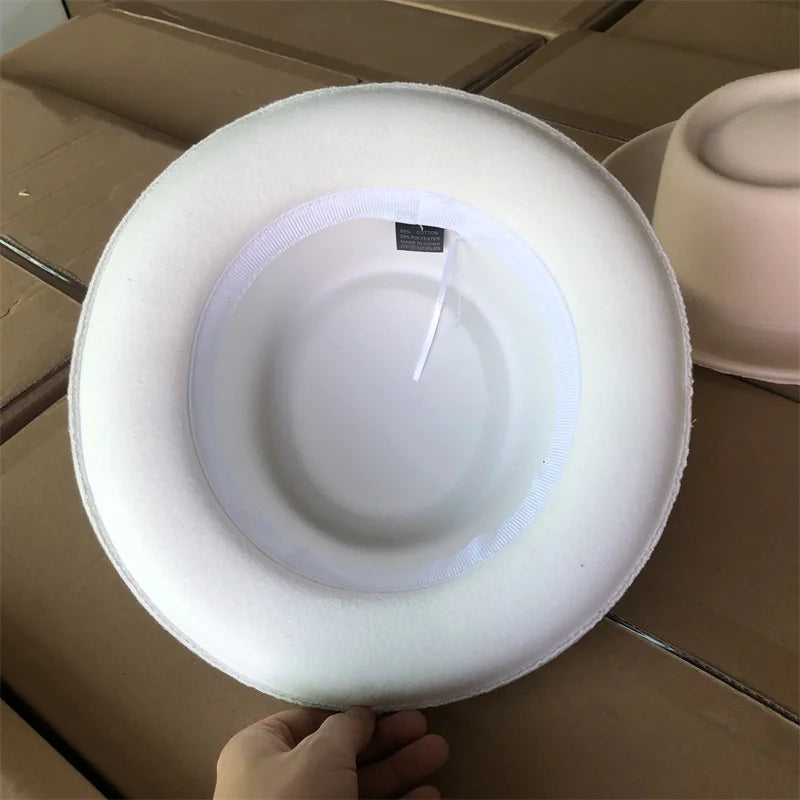 Side view of the stylish jazz-inspired fedora on a mannequin.