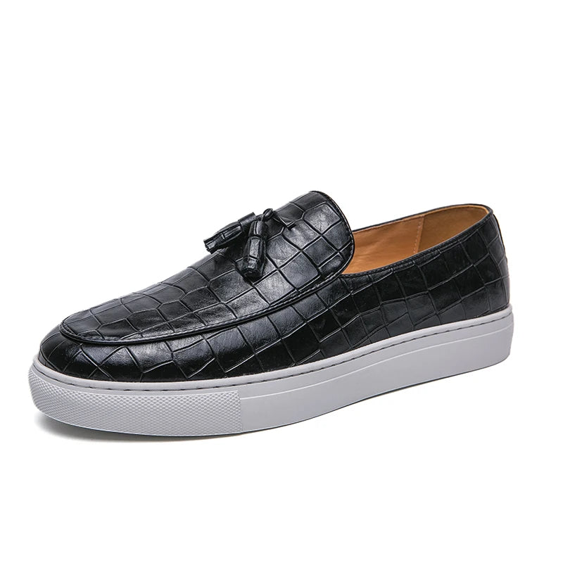 Quarter view of breathable men's loafers with slip-on closure