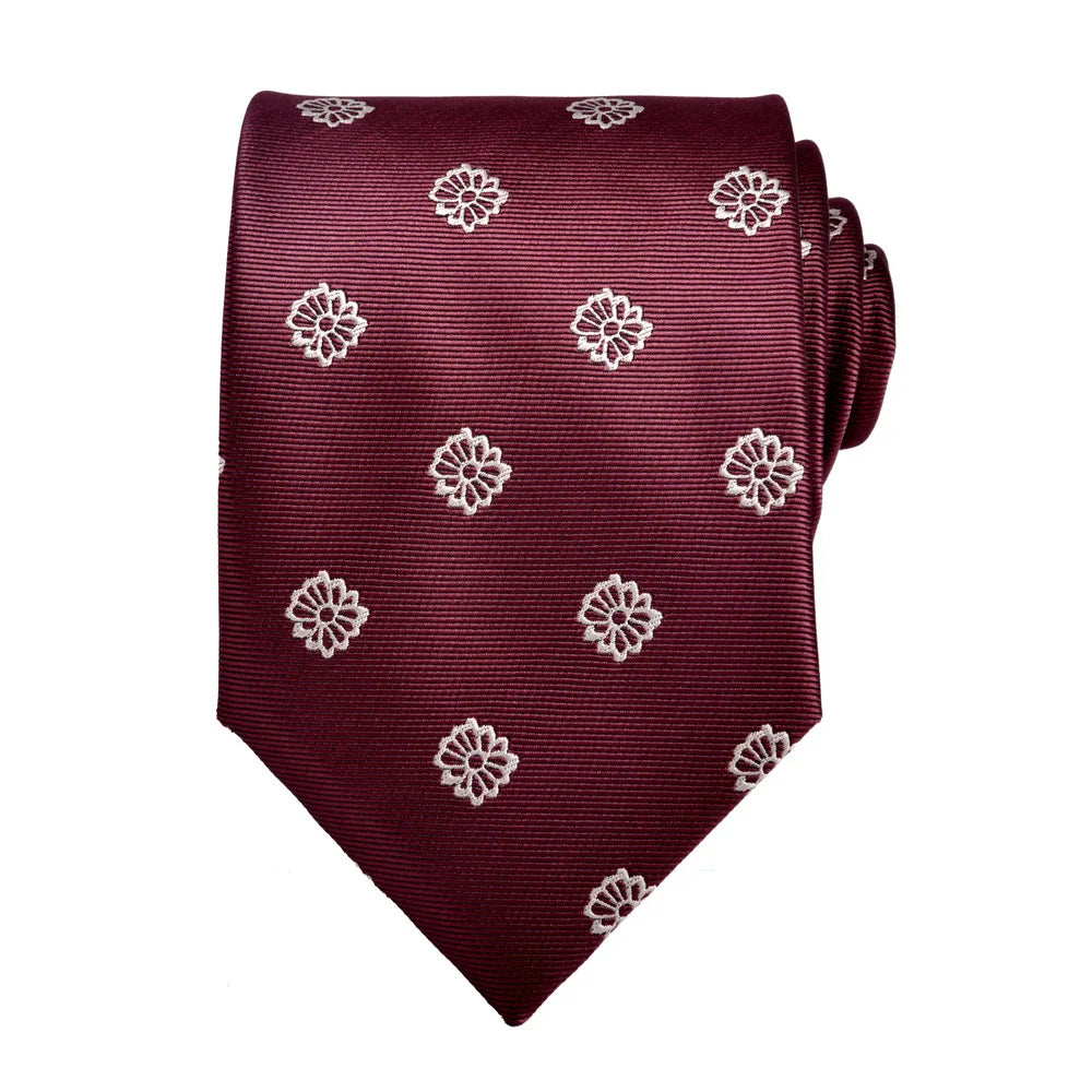 Versatile wine-red tie perfect for business meetings and weddings.