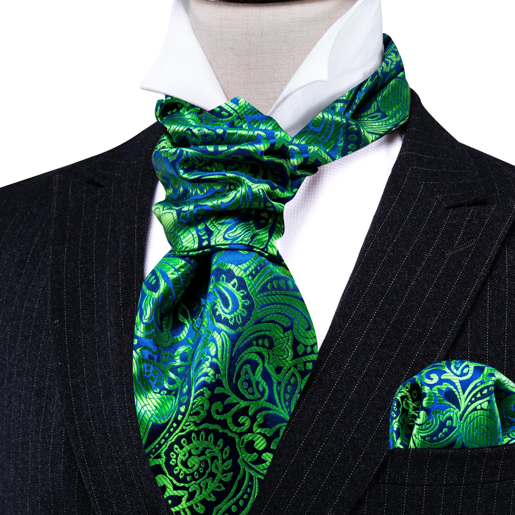 Luxurious paisley silk ascot cravat with matching handkerchief and cufflinks for special occasions