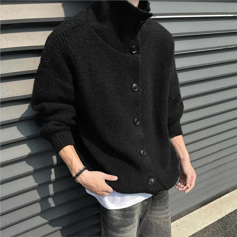 Fashionable men's sweater with a bold silhouette for autumn outings.