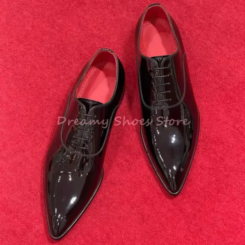 Rubber outsole of Oxford shoes providing stable grip for confident strides.