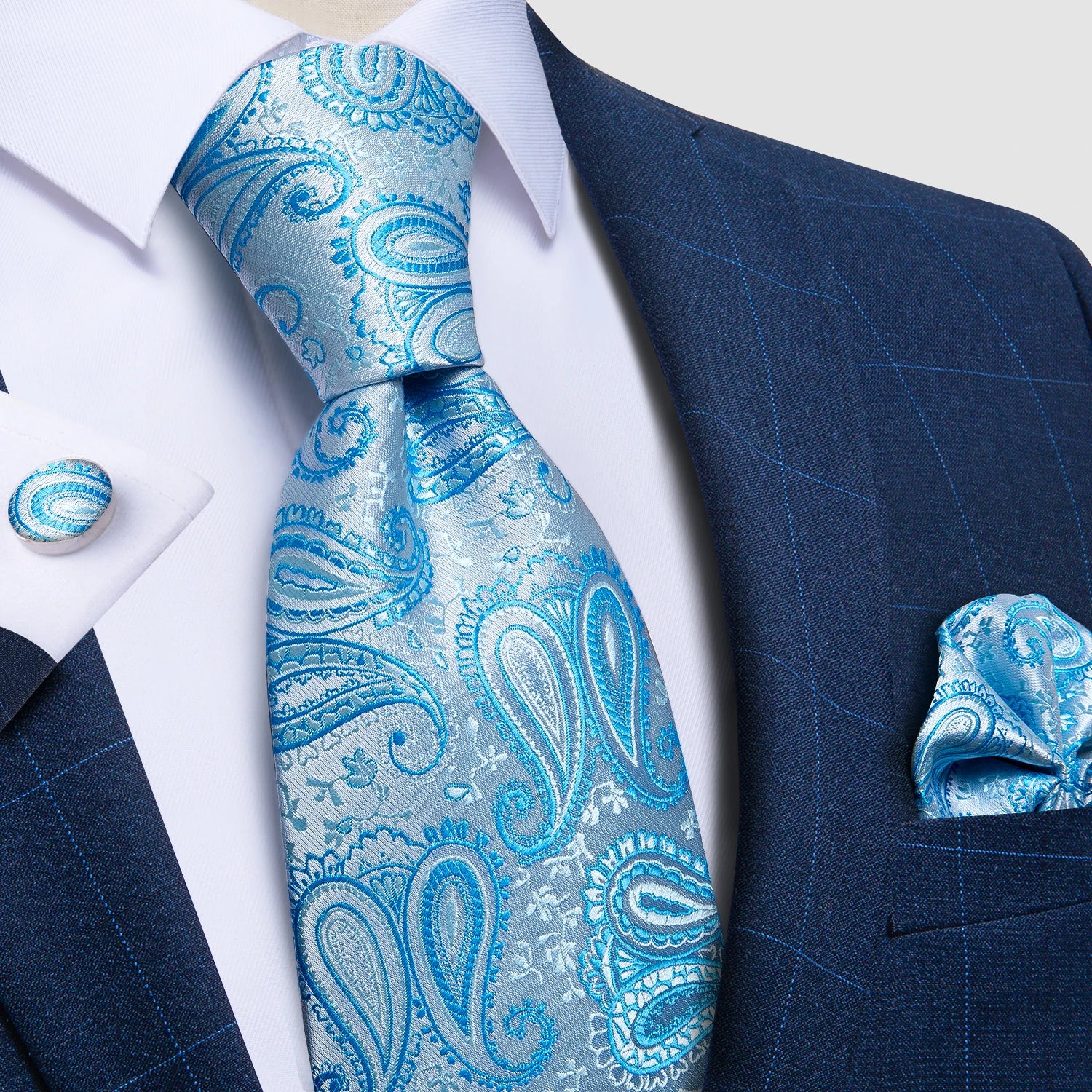 Professional tie and pocket square set in classic paisley weave pattern