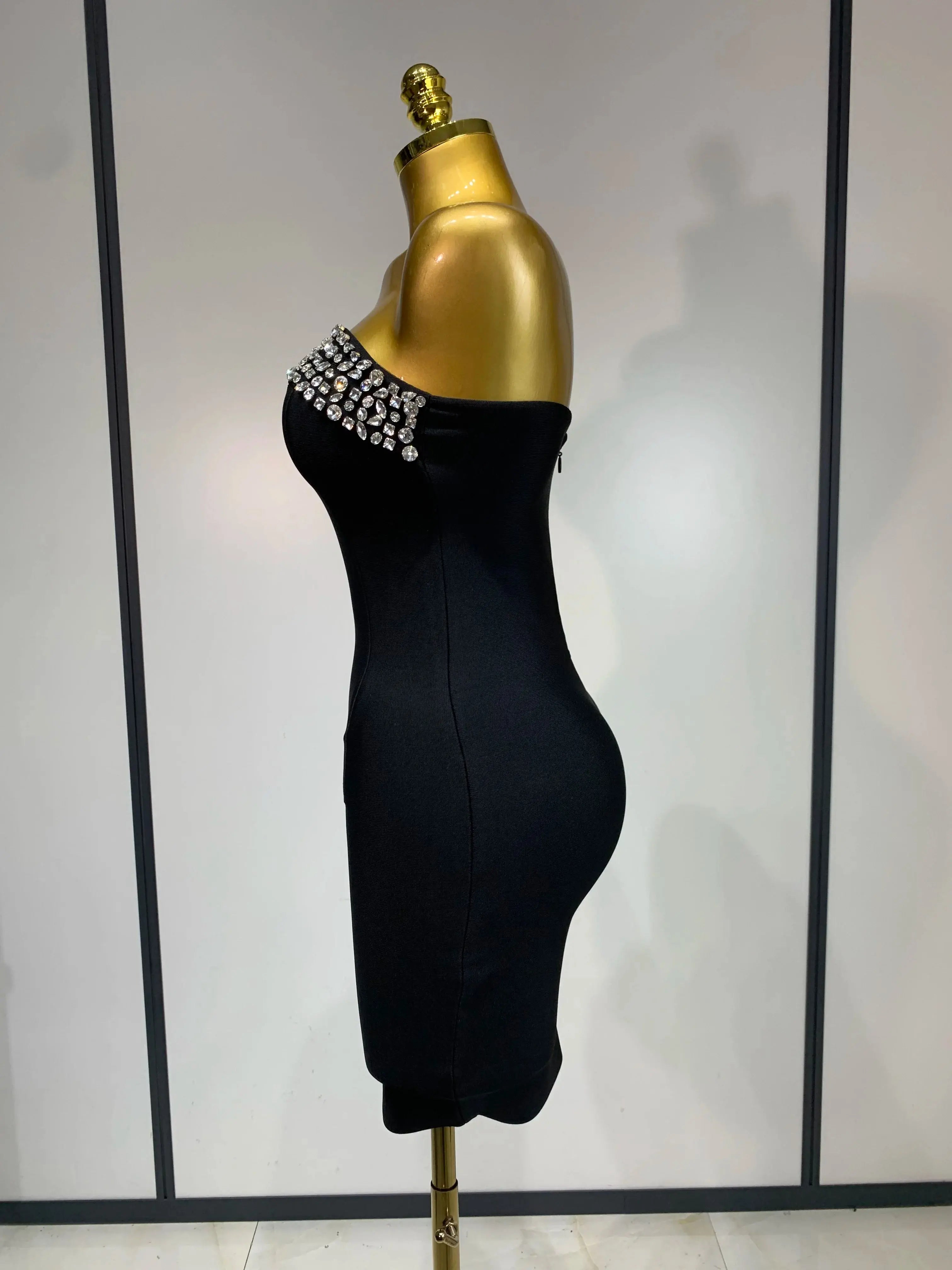 Model wearing the bodycon dress, showcasing its flawless fit and high-stretch material.