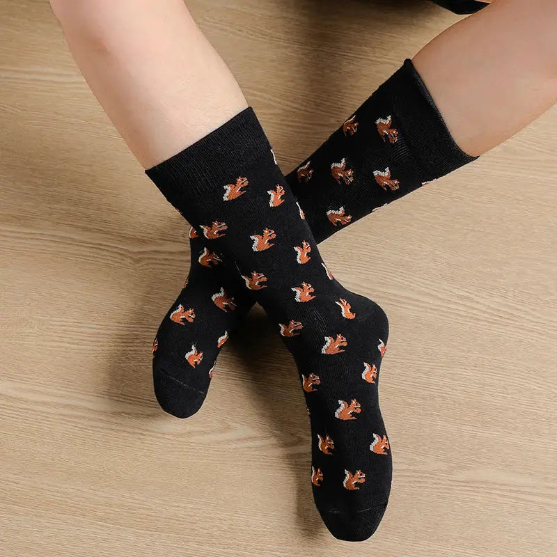 Flexible fit socks with a rich cotton blend for all-day comfort.