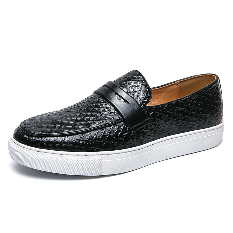 Men's summer loafers in genuine leather with cushioned footbed