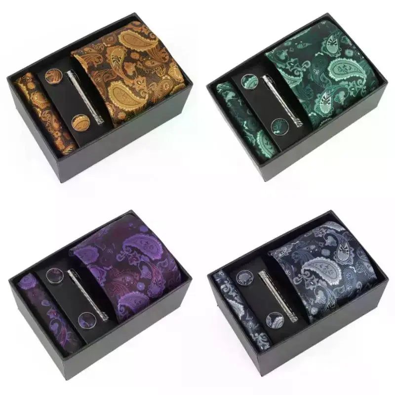 Elegant navy silk tie with jacquard pattern for a sophisticated look.