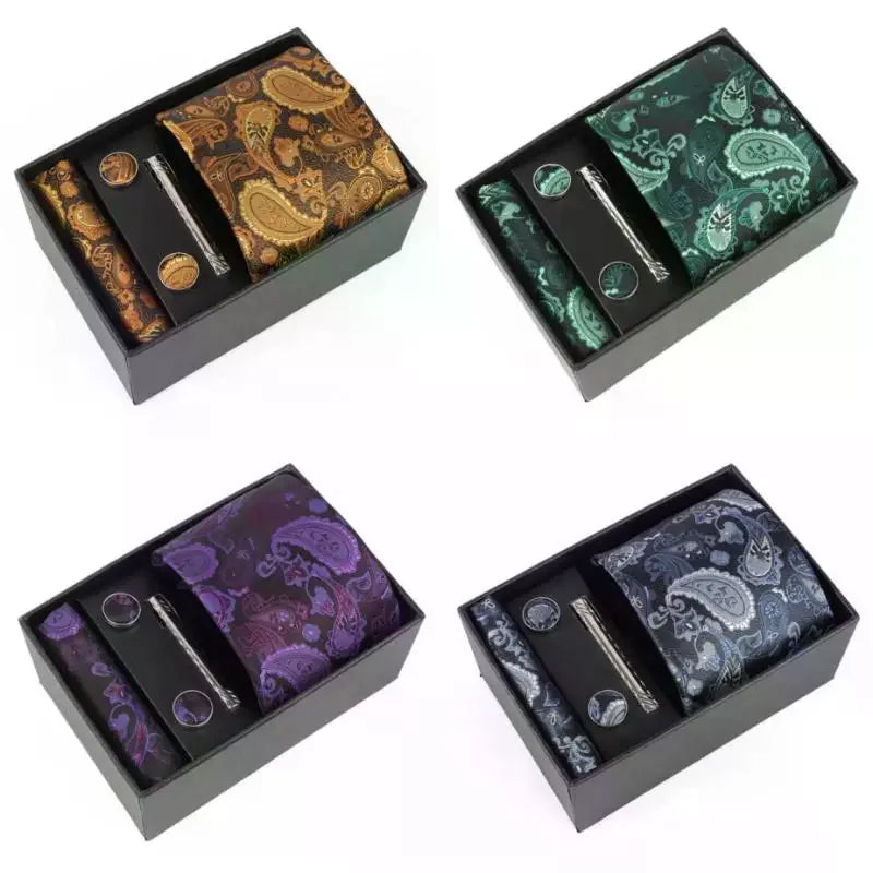 Elegant navy silk tie with jacquard pattern for a sophisticated look.