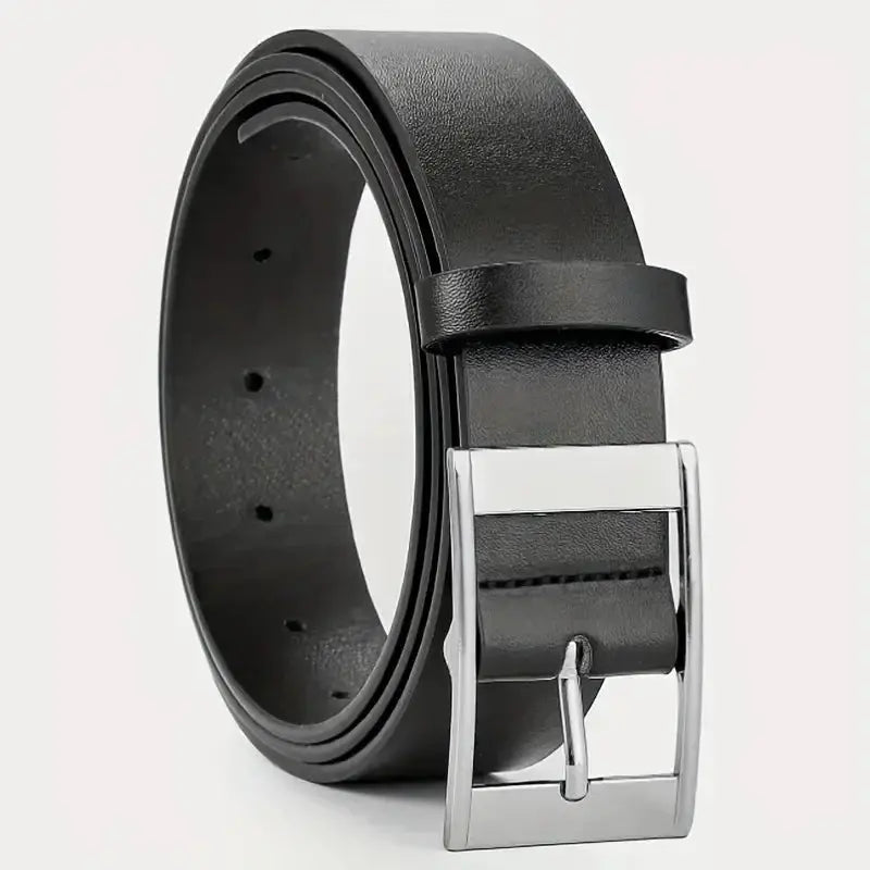 Unisex leather belt displayed with casual weekend attire for a relaxed look.